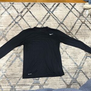 Nike dri fit long sleeve t shirt